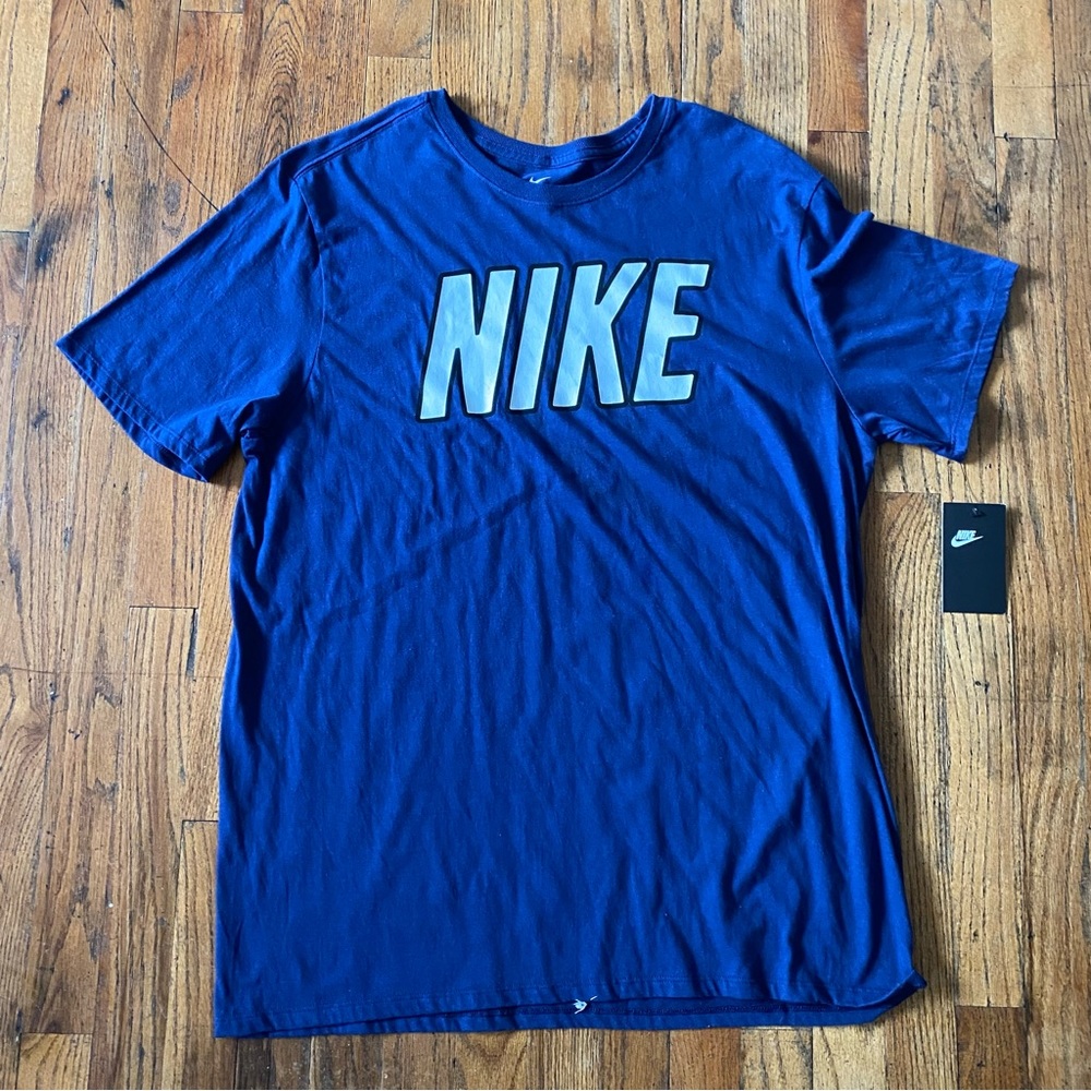 Mens Nike shirt
